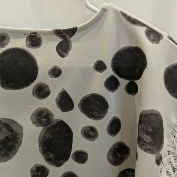 Statement Top - Picture 7 of 8